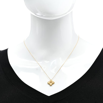Roberto Coin 18K Yellow Gold Diamond Extra Small Petite Venetian Princess Flower Pendant Necklace 2 of 6