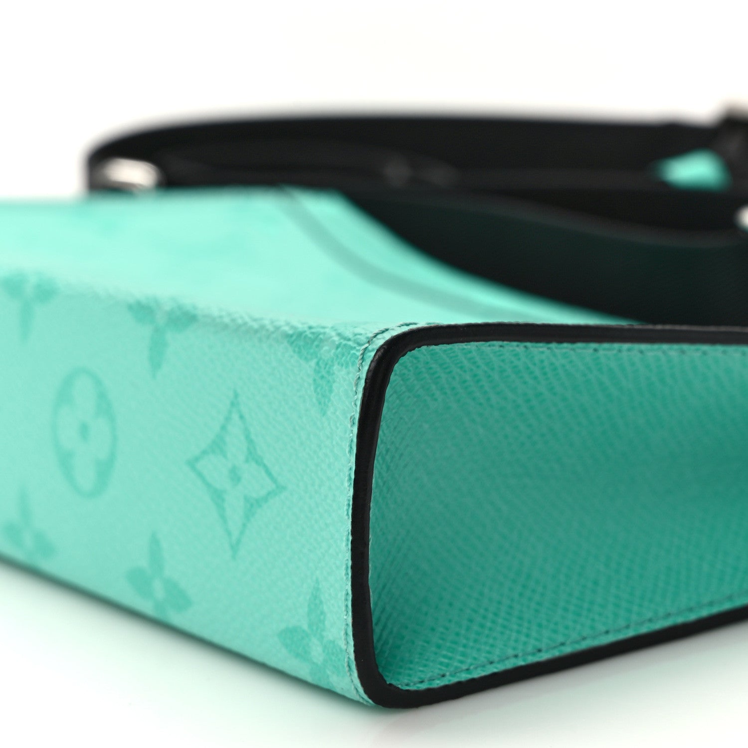 Louis Vuitton Monogram Gaston Wearable Wallet Miami Green 8 of 10