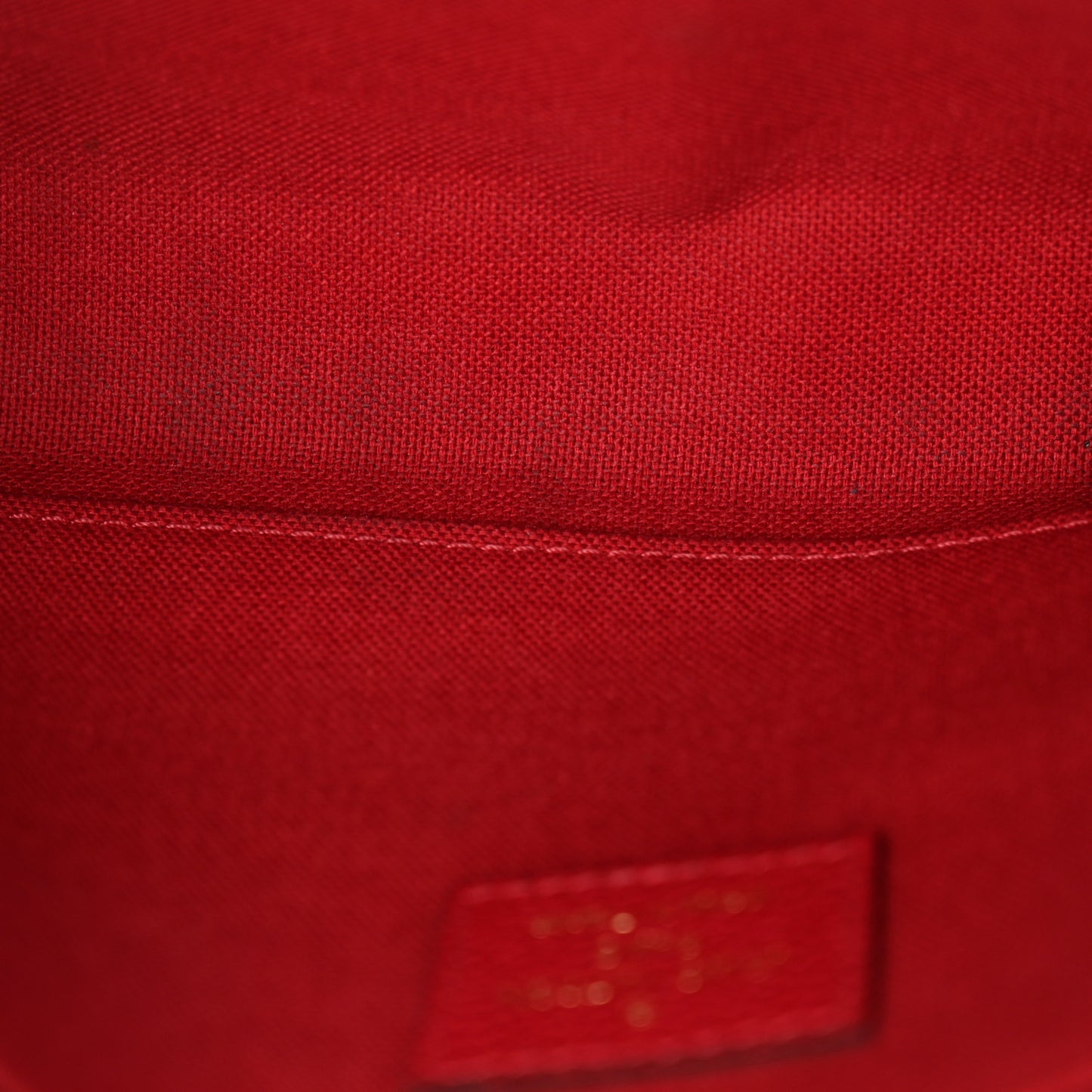 Empreinte Pochette Felicie Chain Wallet Scarlet