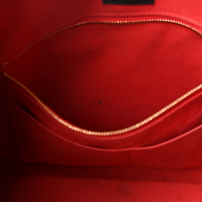 Louis Vuitton Reverse Monogram Giant Onthego MM 15 of 17