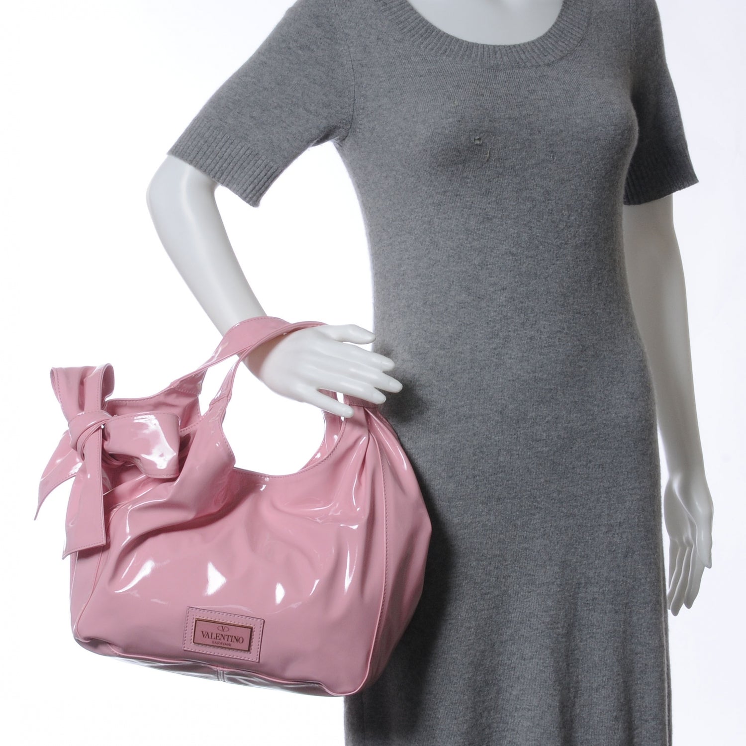 Valentino Garavani Patent Lacca Medium Nuage Hobo Pop Gardenia 2 of 7
