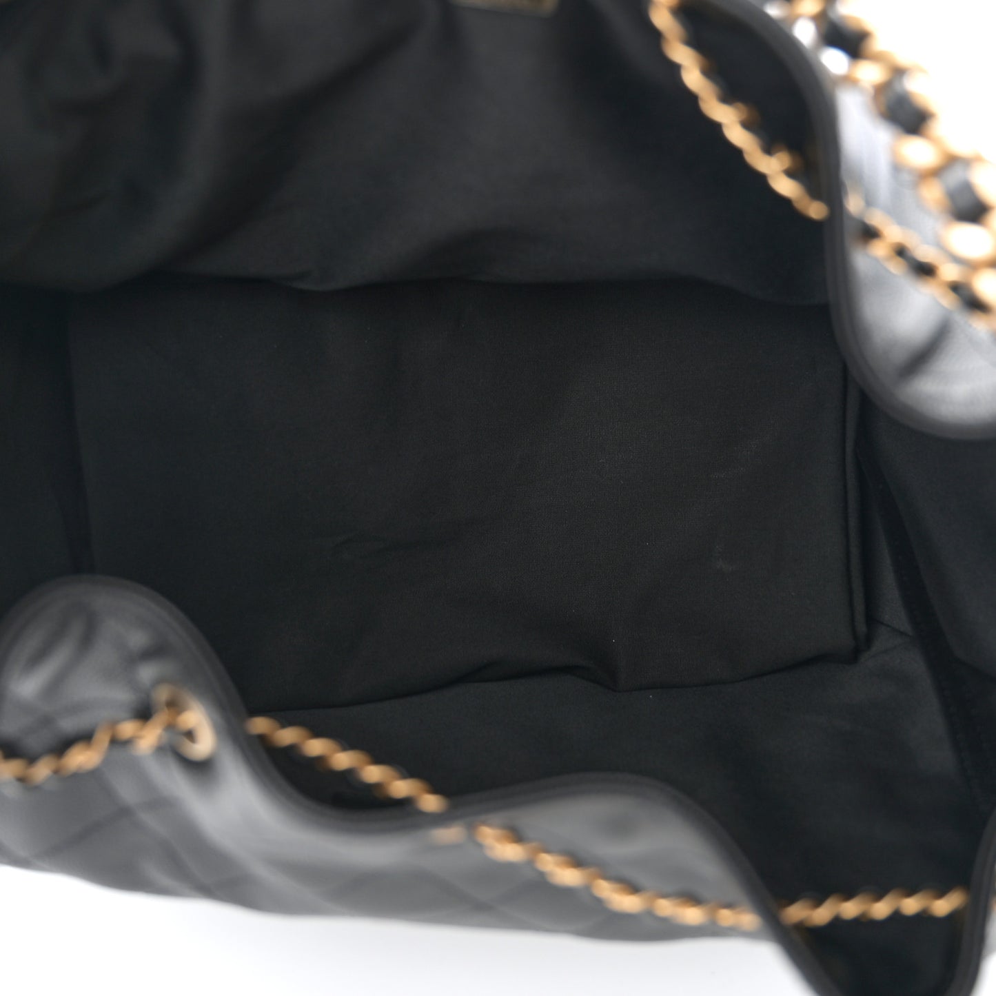 Caviar Quilted Medium Chanel 25 Handbag Black