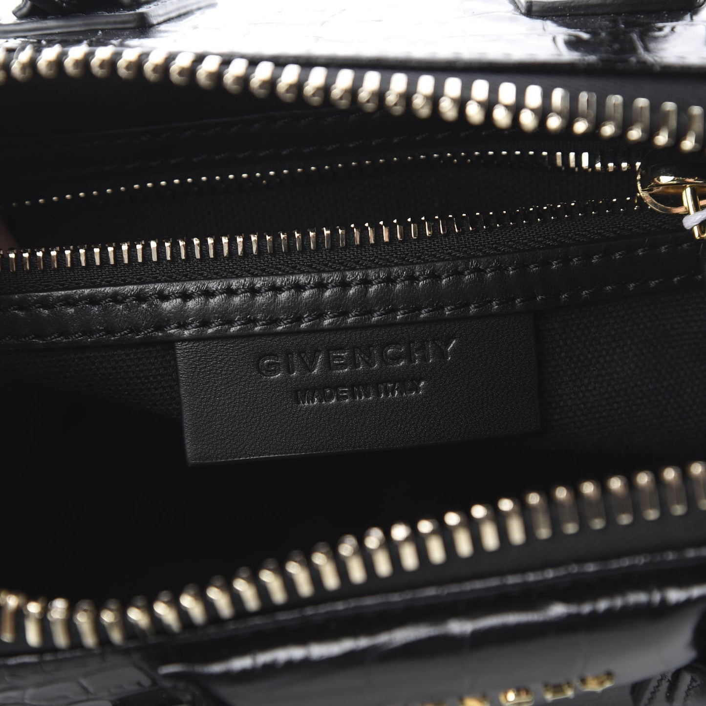 Calfskin Crocodile Embossed Mini Antigona Black