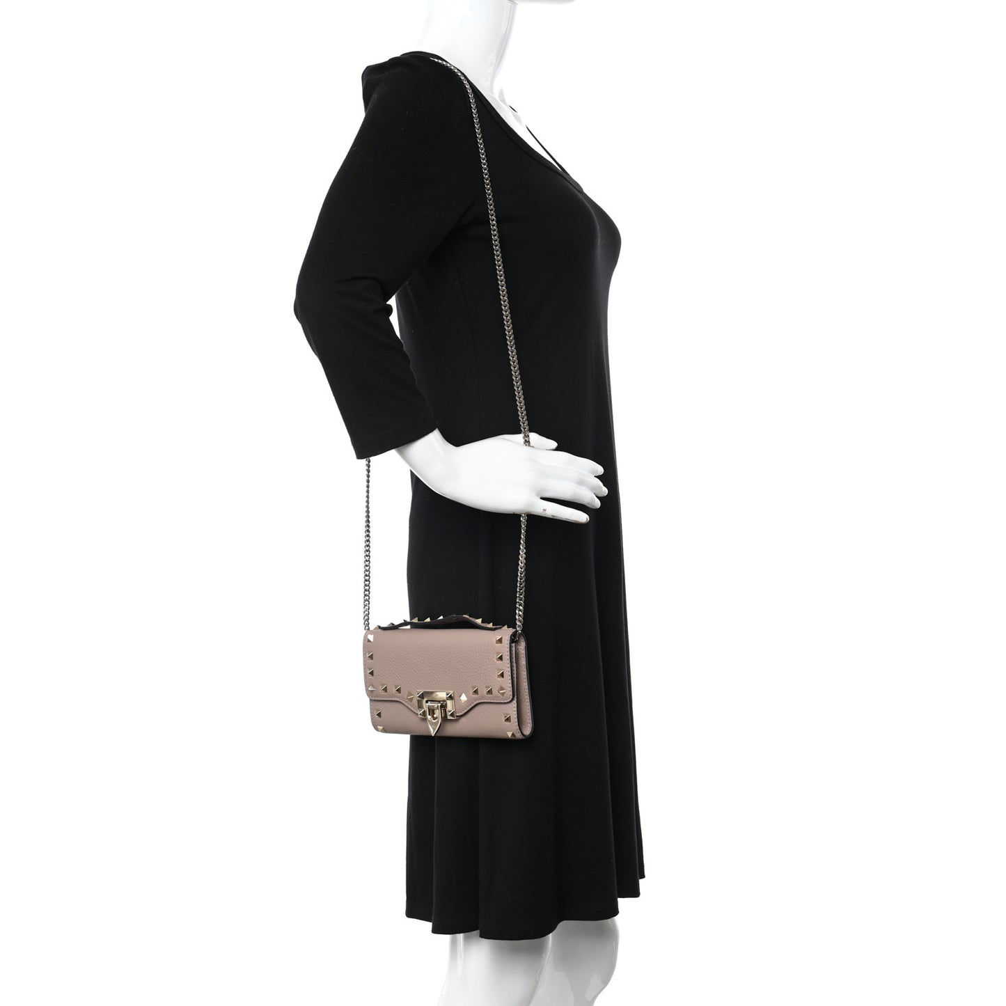 Pebbled Calfskin Rockstud Flip Lock Wallet On Chain Poudre