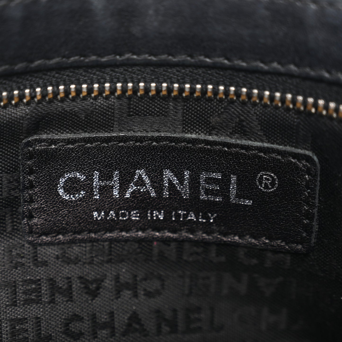 Lambskin Lax Pochette Black