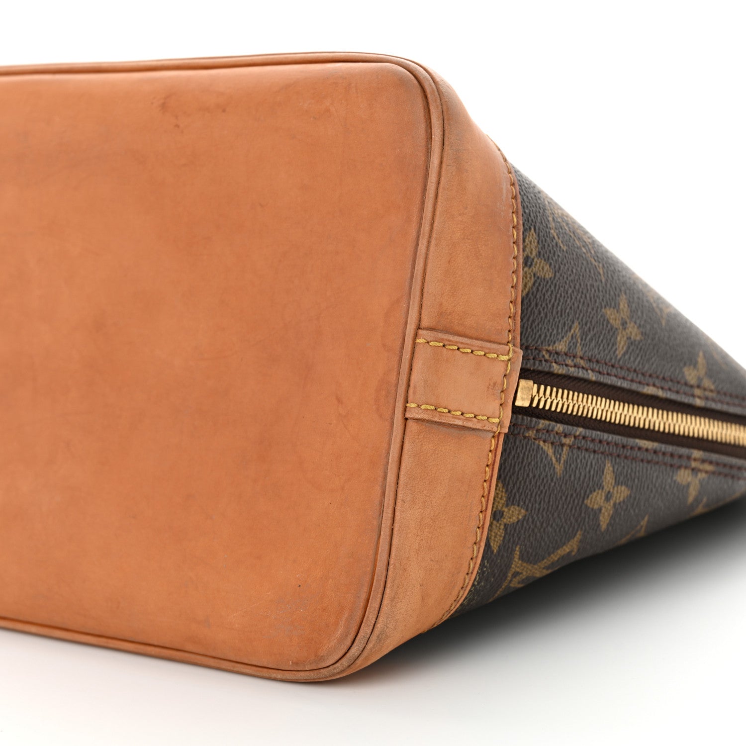 Louis Vuitton Monogram Alma PM 10 of 15