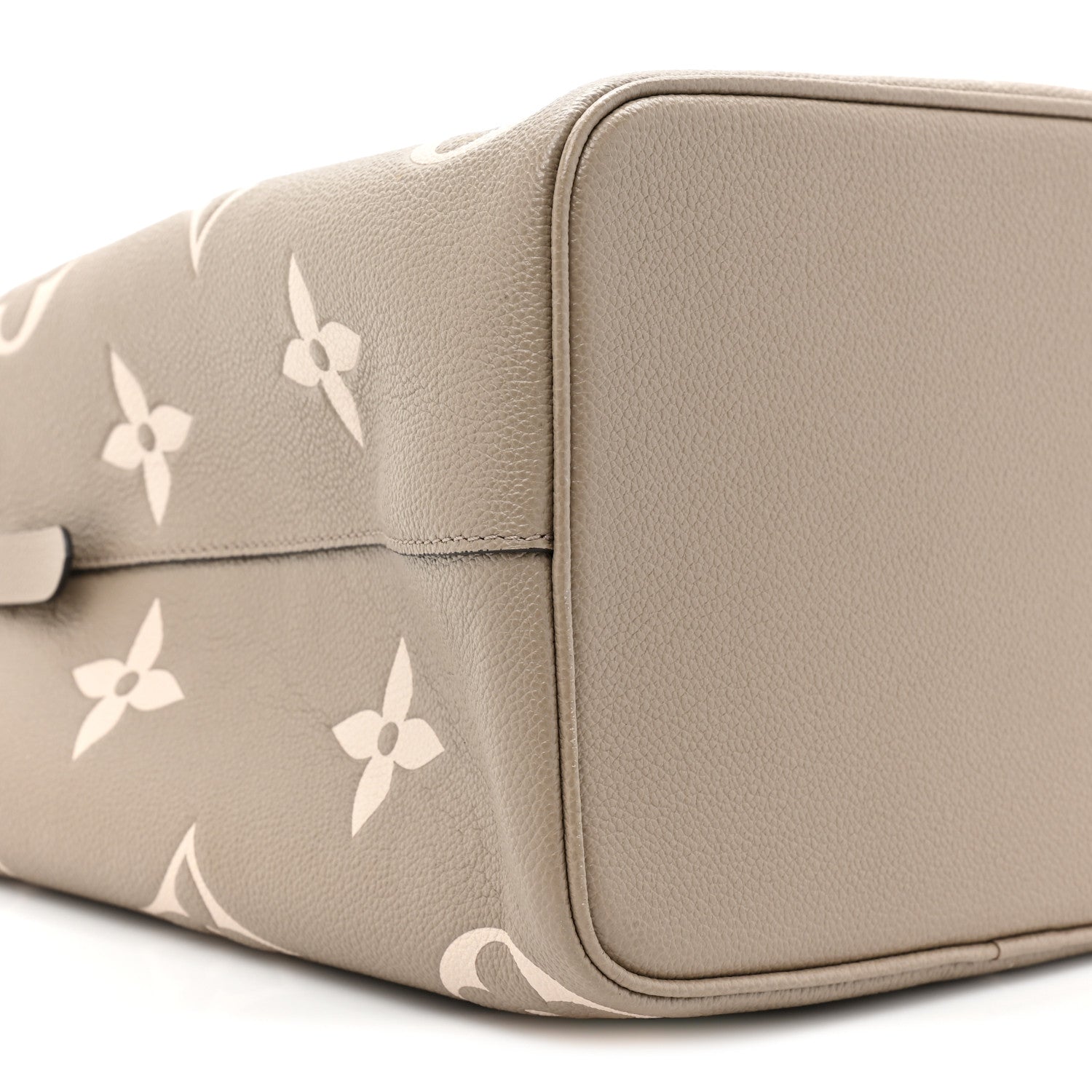 Louis Vuitton Empreinte Monogram Giant Neonoe MM Tourterelle Creme 10 of 10