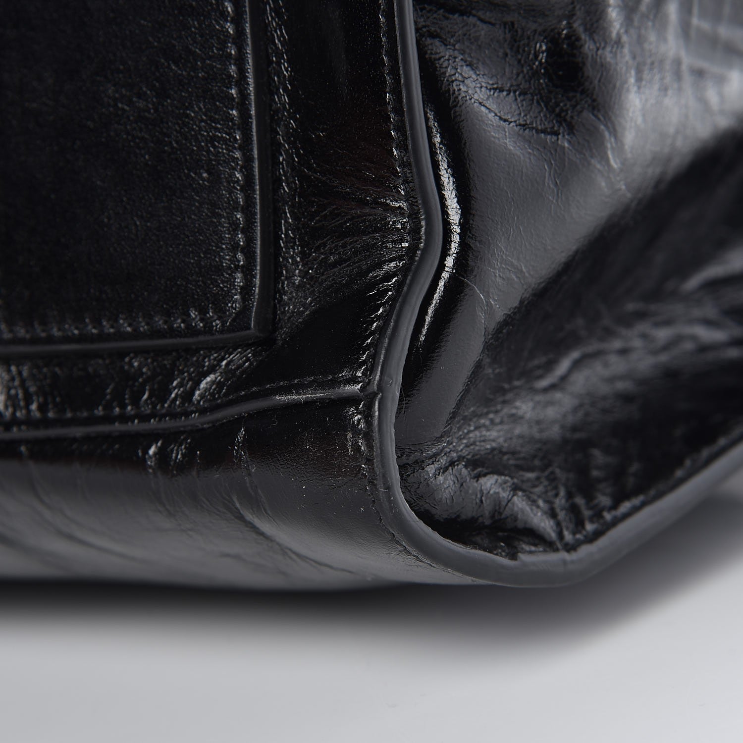 Saint Laurent Cracked Shiny Calfskin Medium Souple Sac De Jour Duffle Black 13 of 13