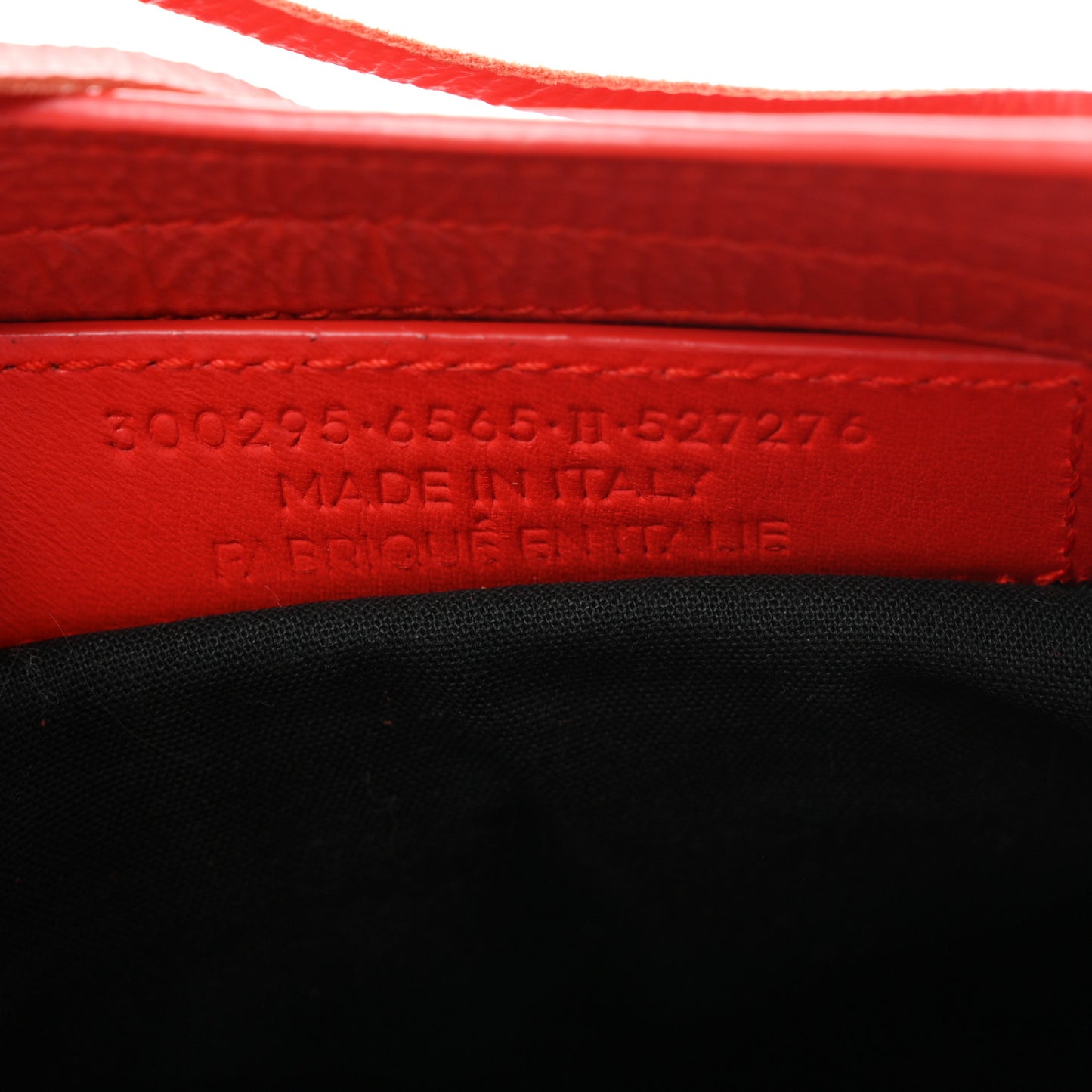 Matte Goatskin Rubber Covered Classic Hardware Mini City Rouge Coquelico Rouge Braise