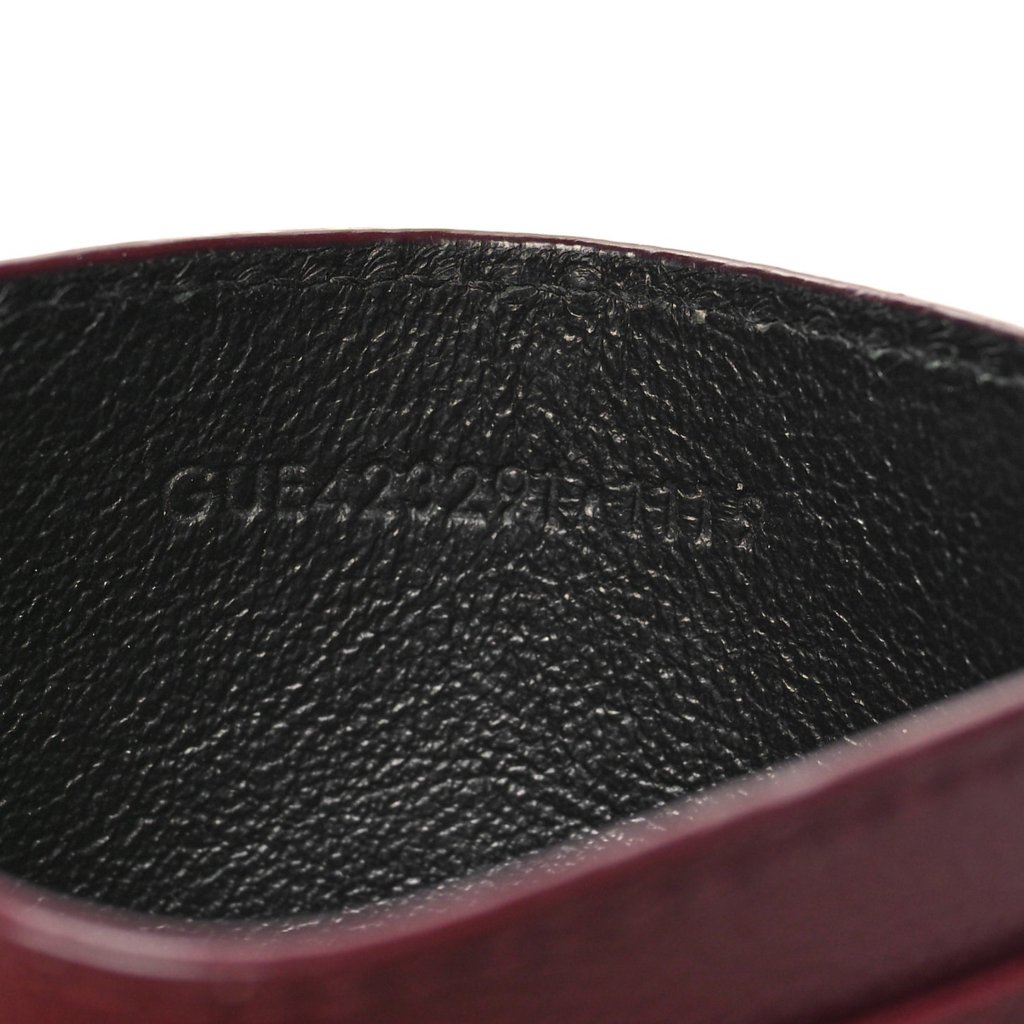 Grain De Poudre Matelasse Chevron Cassandre Credit Card Case Rouge Legion