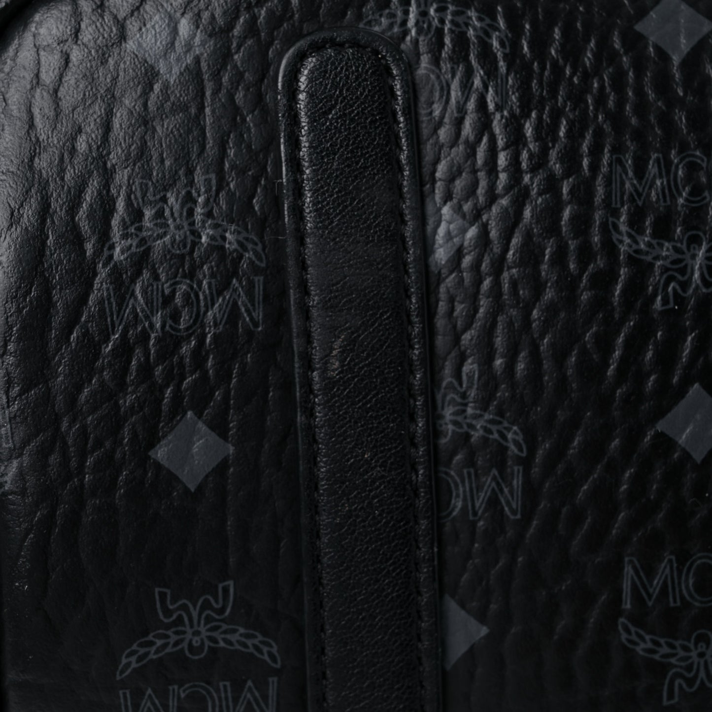 Visetos Medium Project Reversible Shopper Tote Black