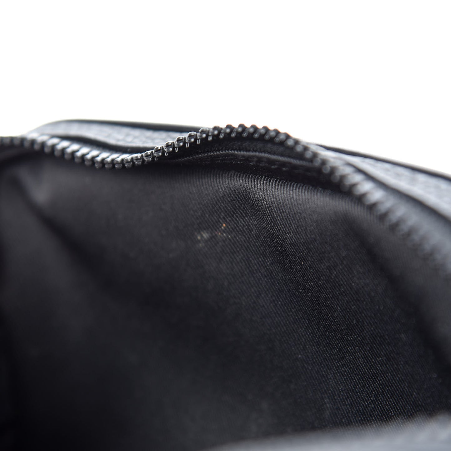 Taurillon Monogram Uniformes Solar Ray Soft Pochette Volga Belt Bag Black