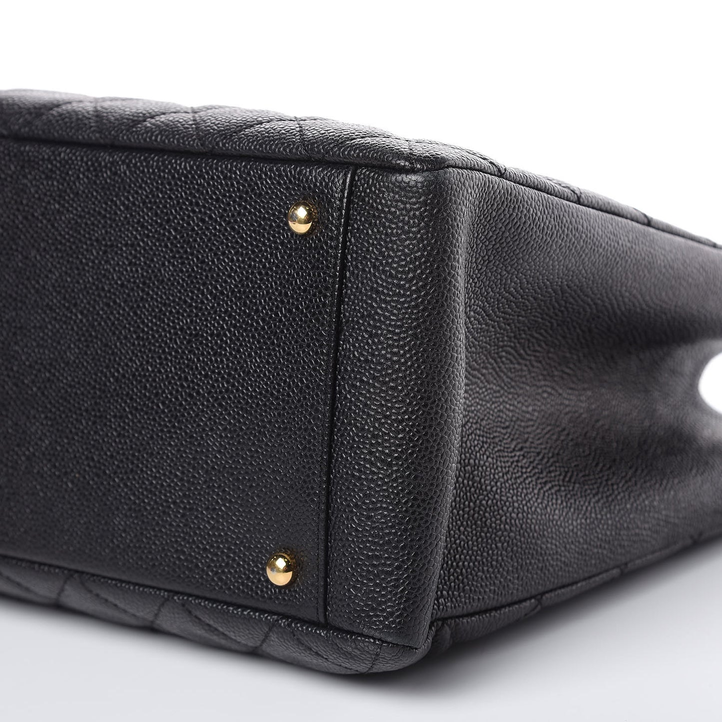 Caviar Quilted XL Grand Shopping Tote GST Black