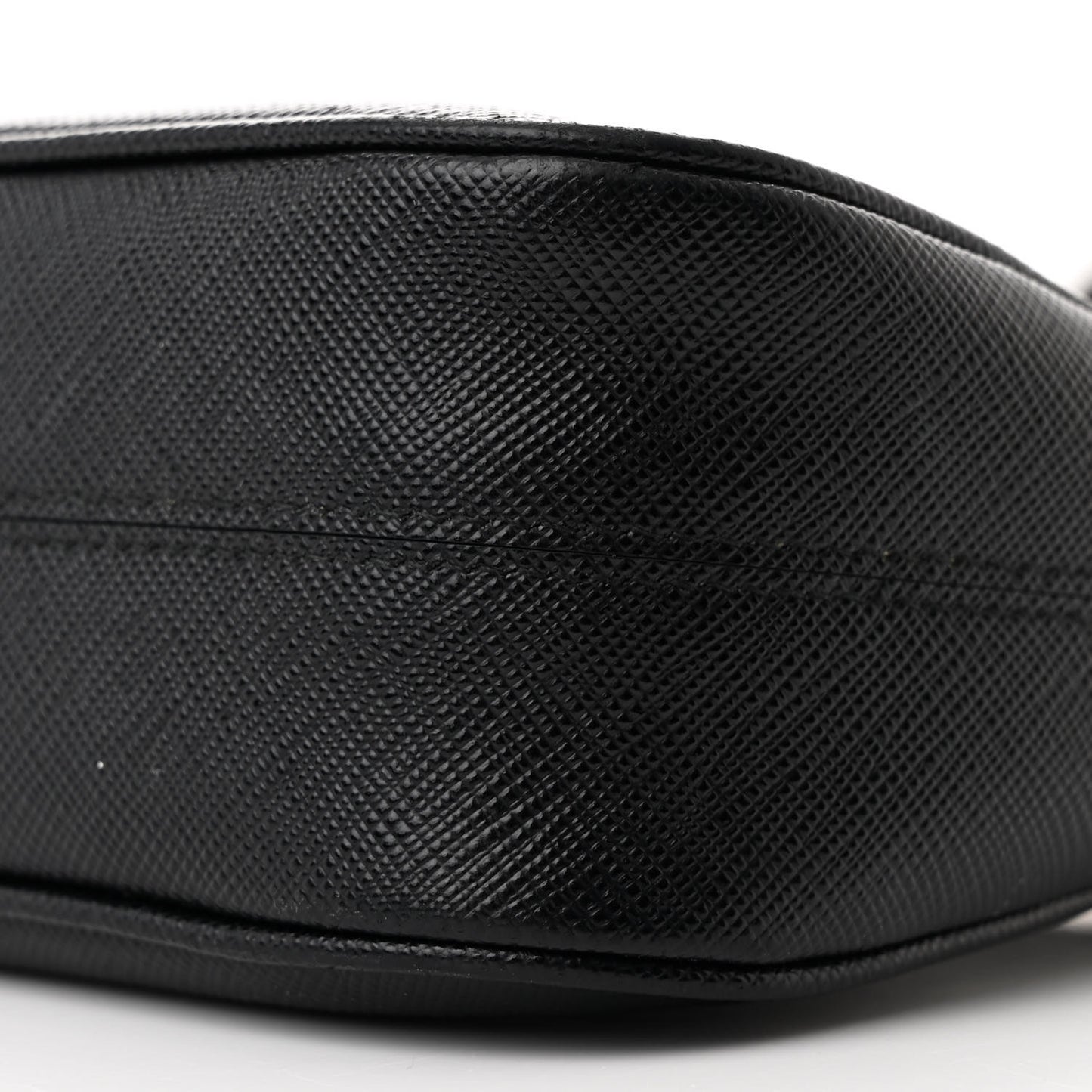 Saffiano Lux Re-Edition 2005 Shoulder Bag Black