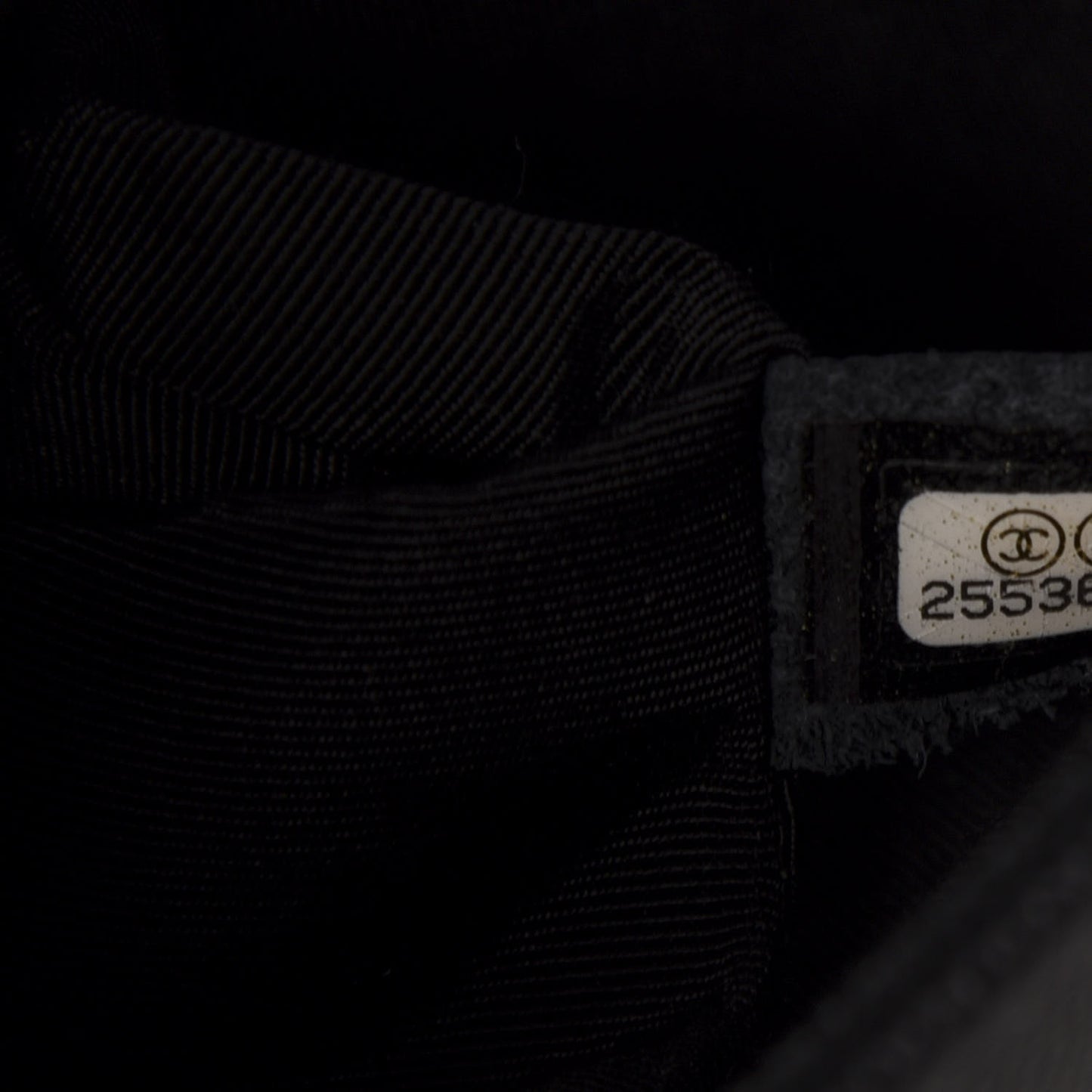 Caviar Quilted New Medium Boy Flap Black