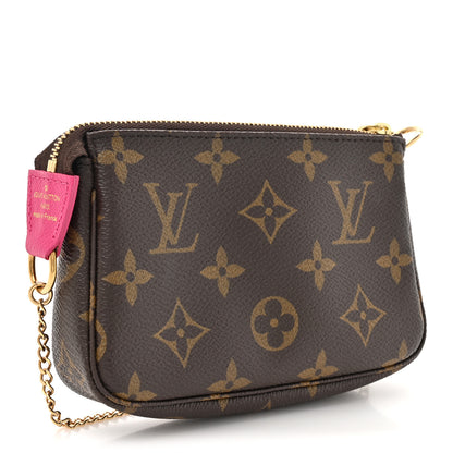 Louis Vuitton Monogram 2018 Christmas Animation Mini Bears Pochette Accessories 3 of 10