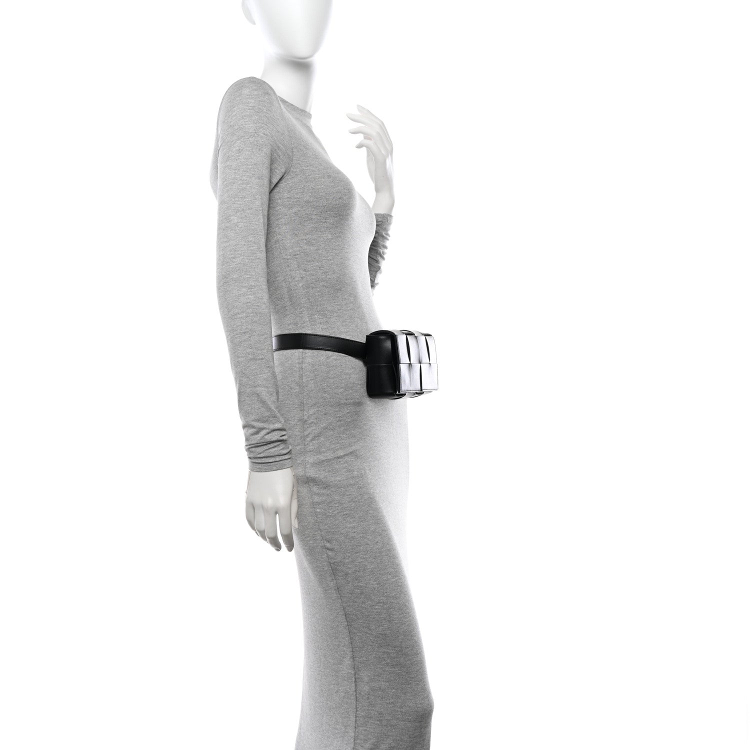 Bottega Veneta Nappa Maxi Intreccio The Belt Cassette Bag Black 2 of 9