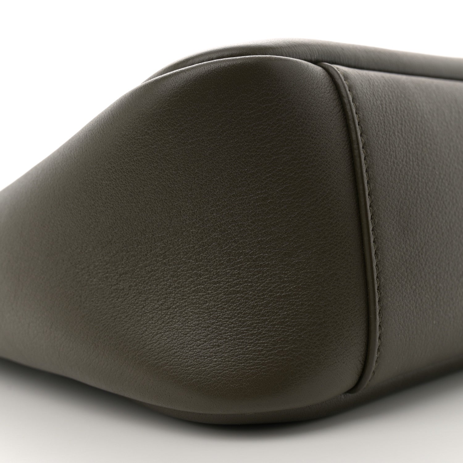 Saint Laurent Supple Calfskin Small Le 5 A 7 Soft Hobo Light Musk 9 of 10