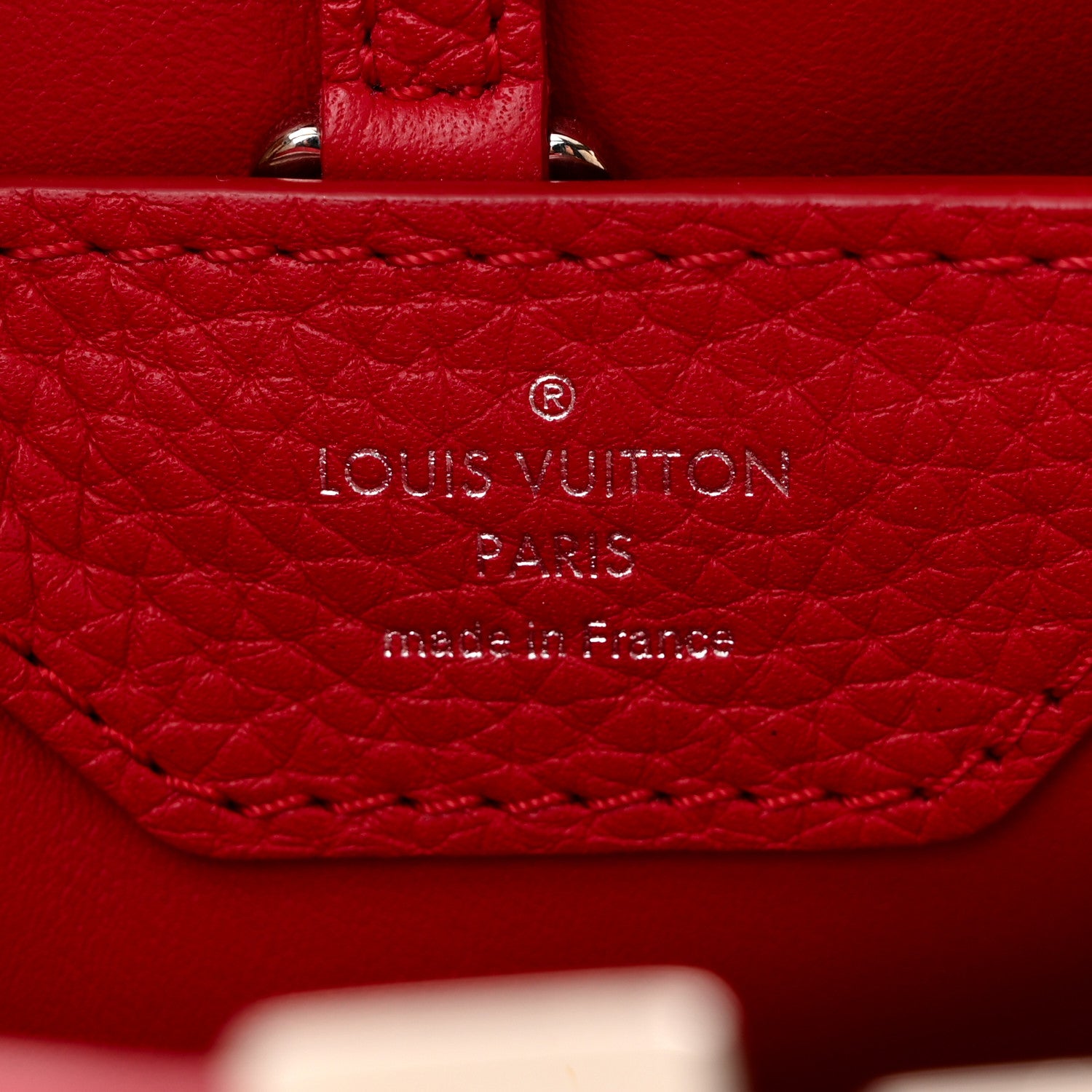 Louis Vuitton Taurillon Snakeskin Capucines PM Rubis 6 of 11