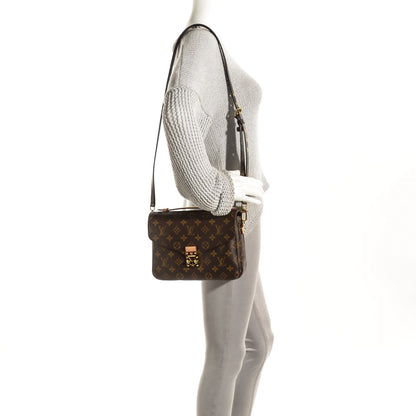 Louis Vuitton Monogram Pochette Metis 2 of 8