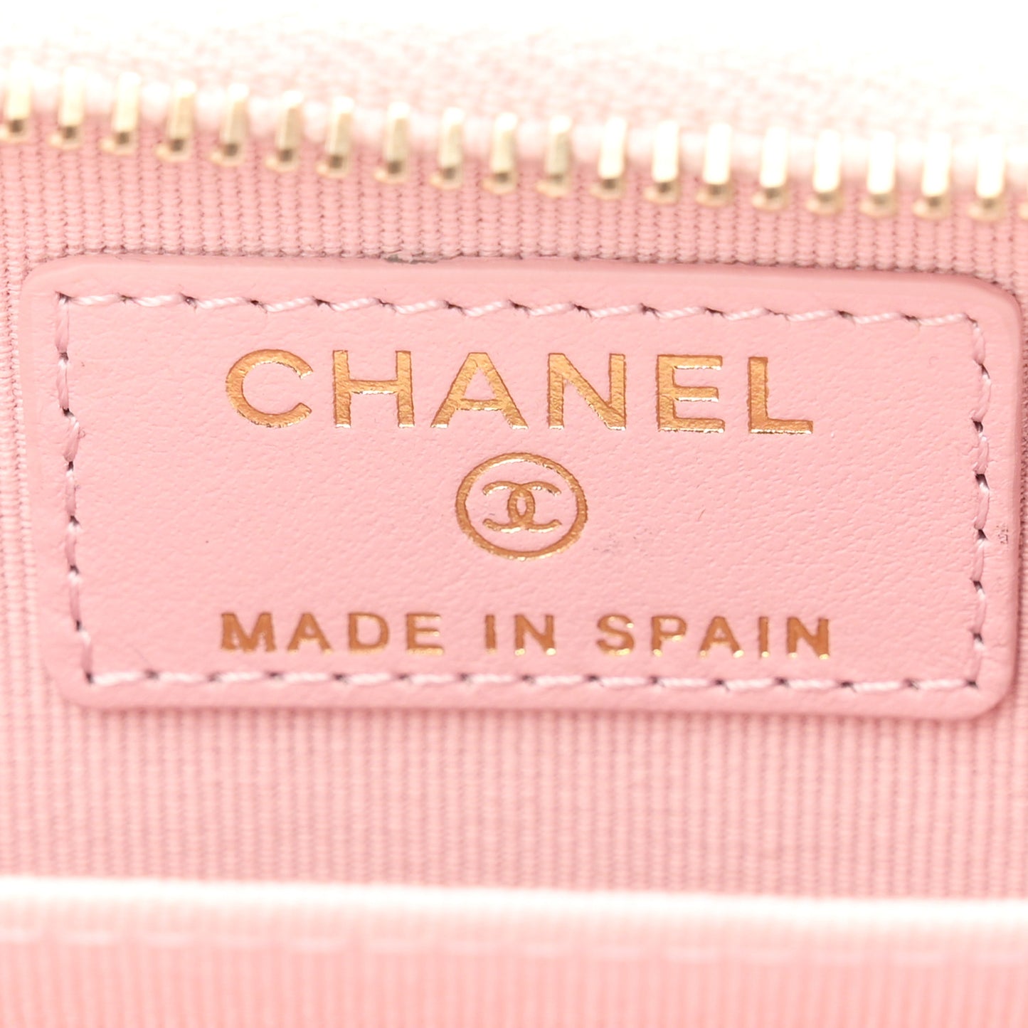 Caviar Quilted Zip Coin Purse Pink