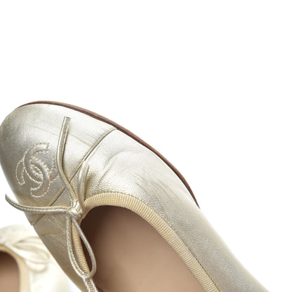 Chanel Metallic Lambskin CC Cap Toe Ballerina Flats 37.5 Light Gold 9 of 9