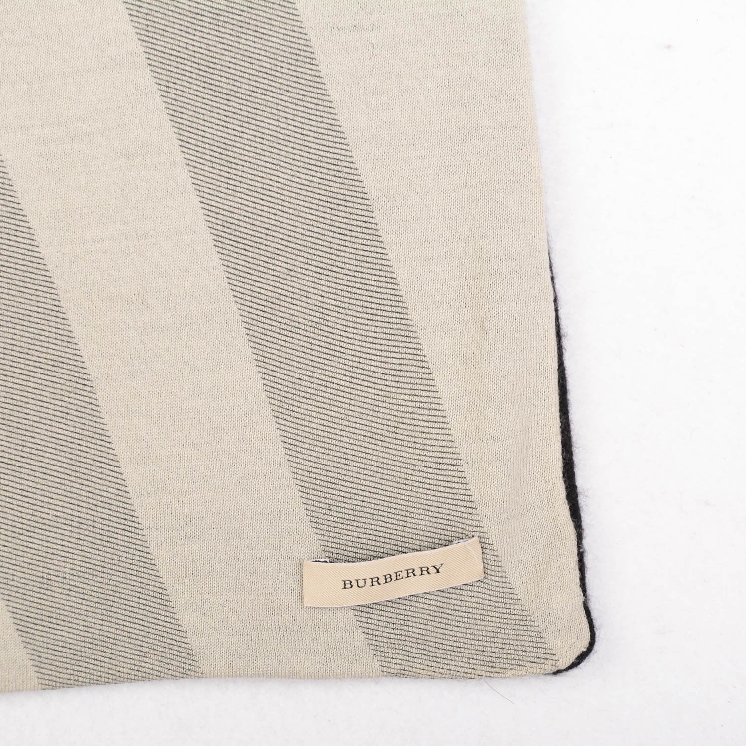 Burberry Cashmere Nova Check Scarf Black 4 of 5
