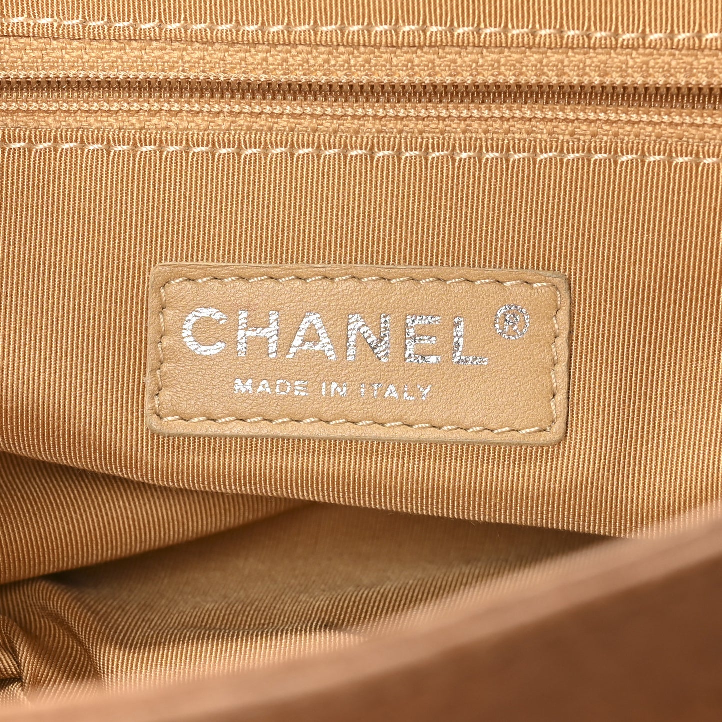 Washed Lambskin Medium Chain Around Messenger Brown