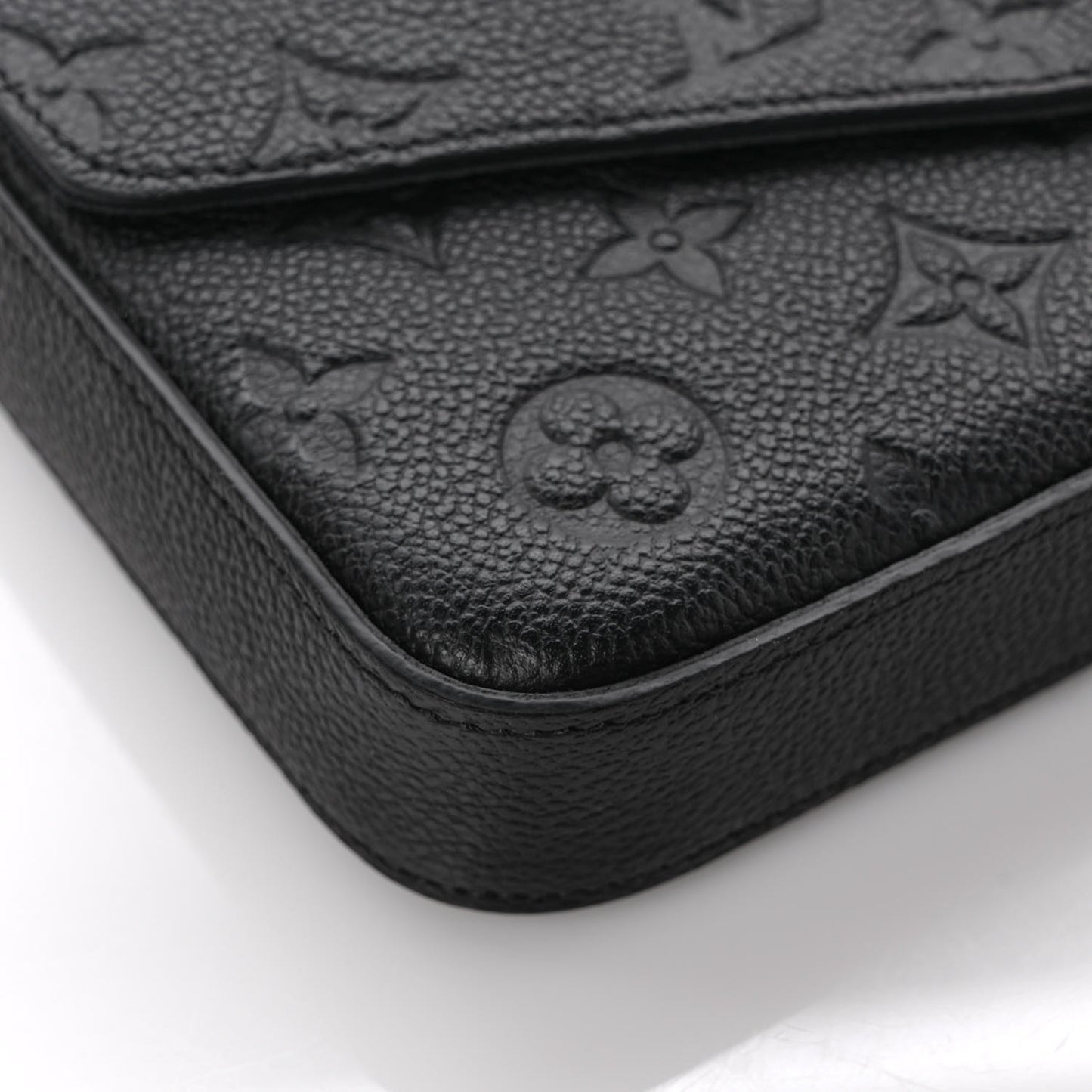 Empreinte Pochette Felicie Chain Wallet Black