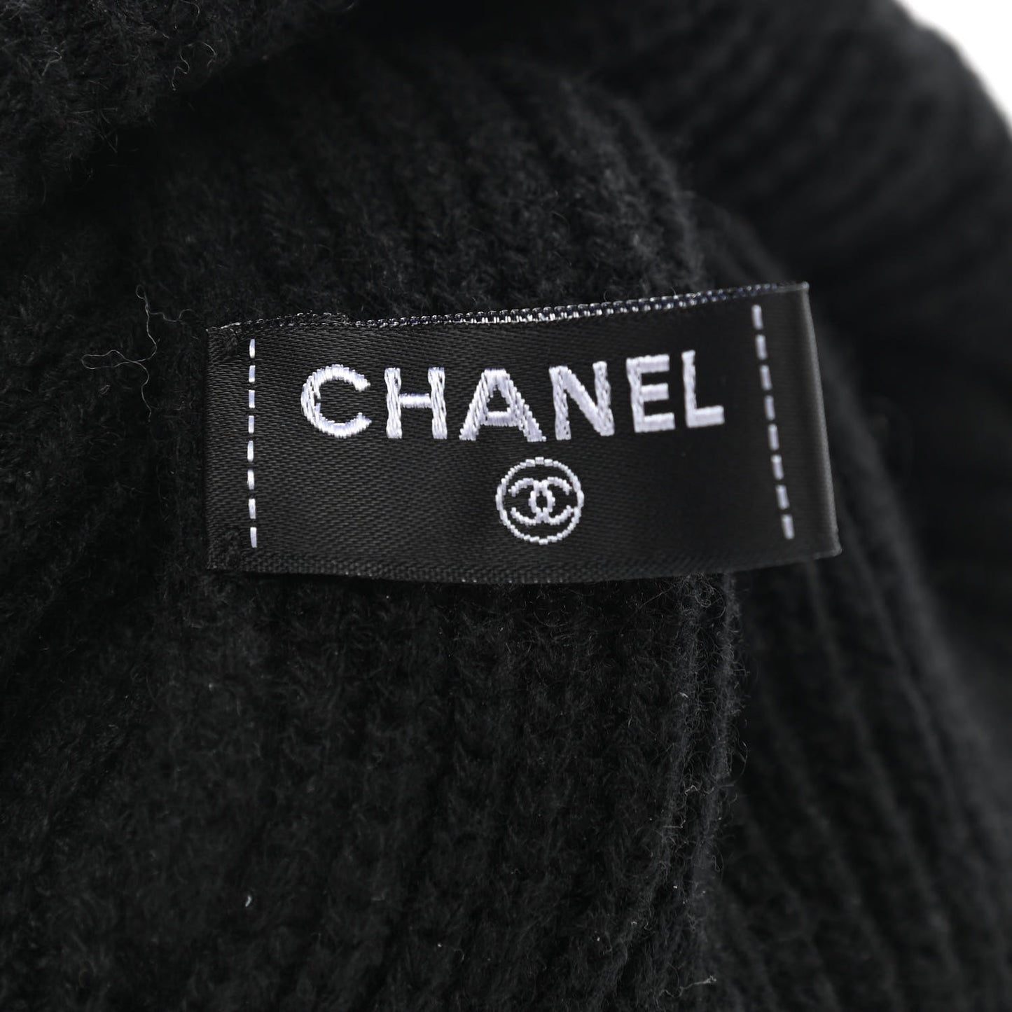 Cashmere Logo Beanie Hat Black White
