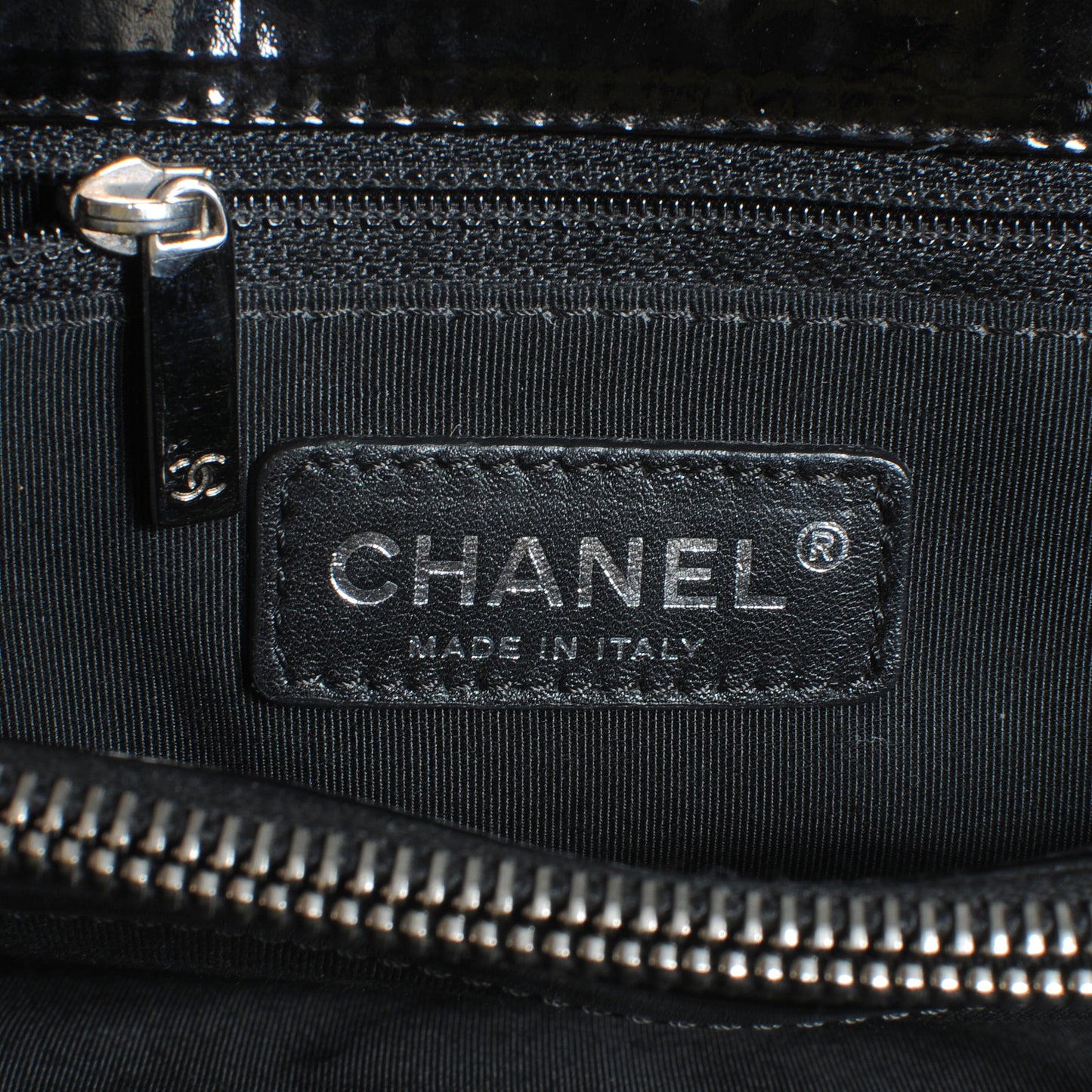 Patent Grand Shopping Tote GST Black