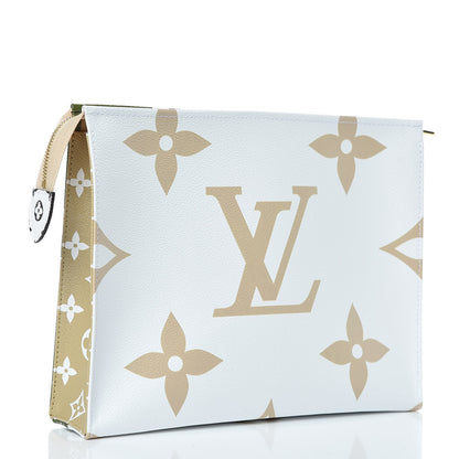 Louis Vuitton Monogram Giant Toiletry Pouch 26 Kaki 3 of 10