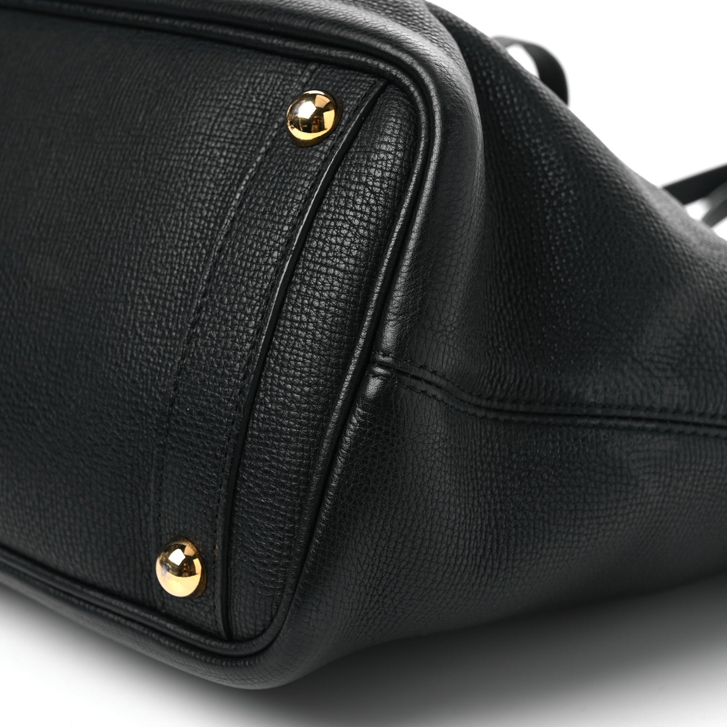 Grainy Calfskin Medium Honeybrook Tote Black