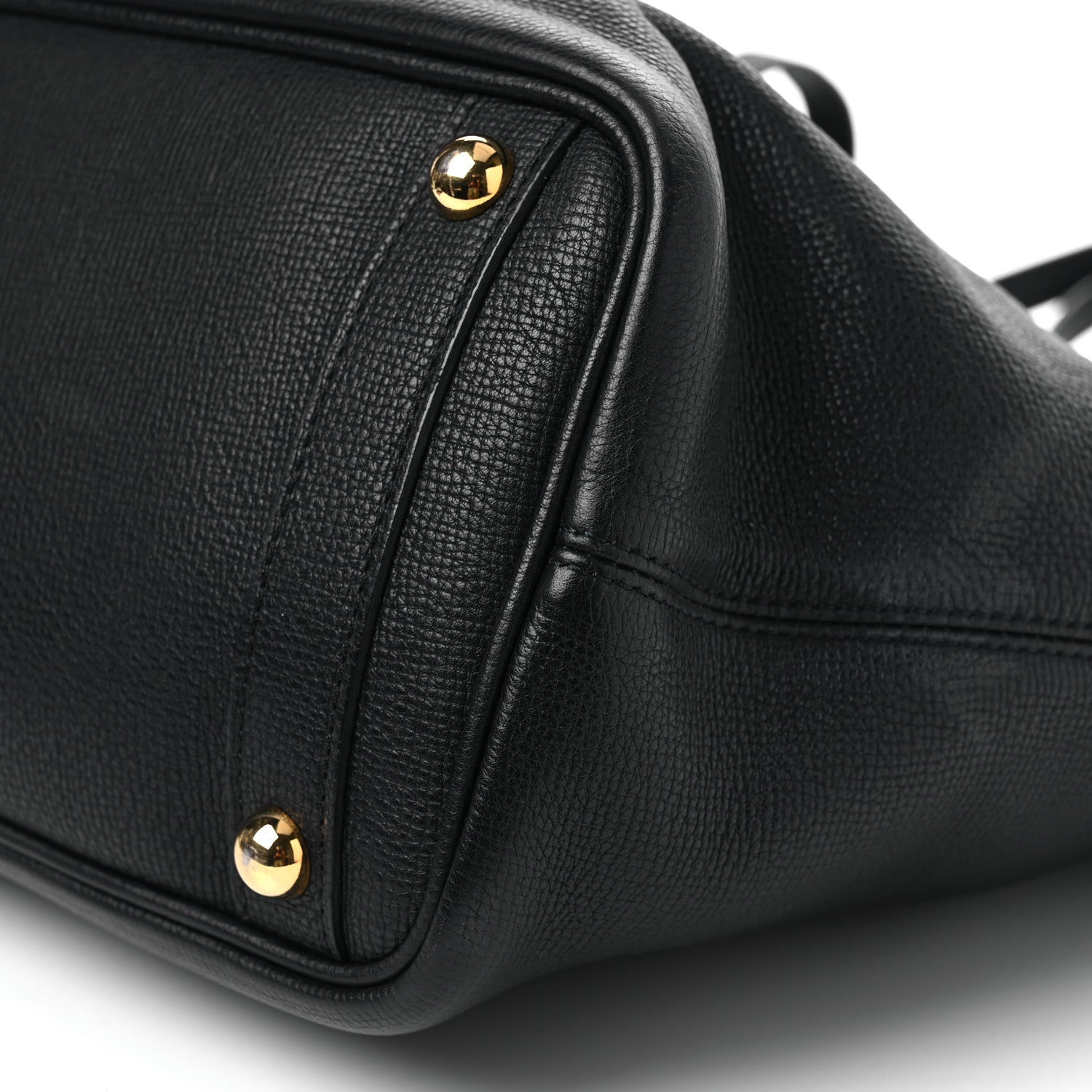 Burberry Grainy Calfskin Medium Honeybrook Tote Black 12 of 13