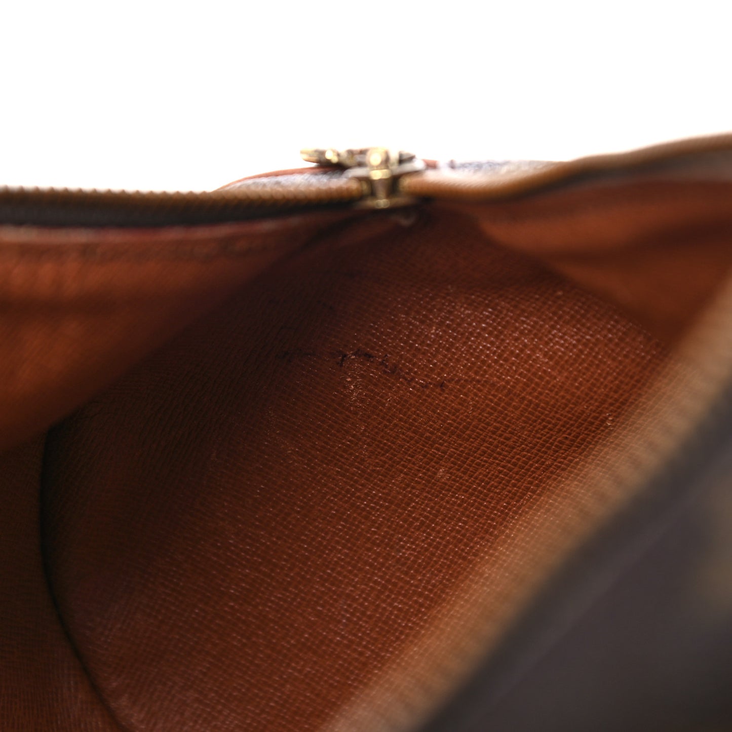 Monogram Papillon 30
