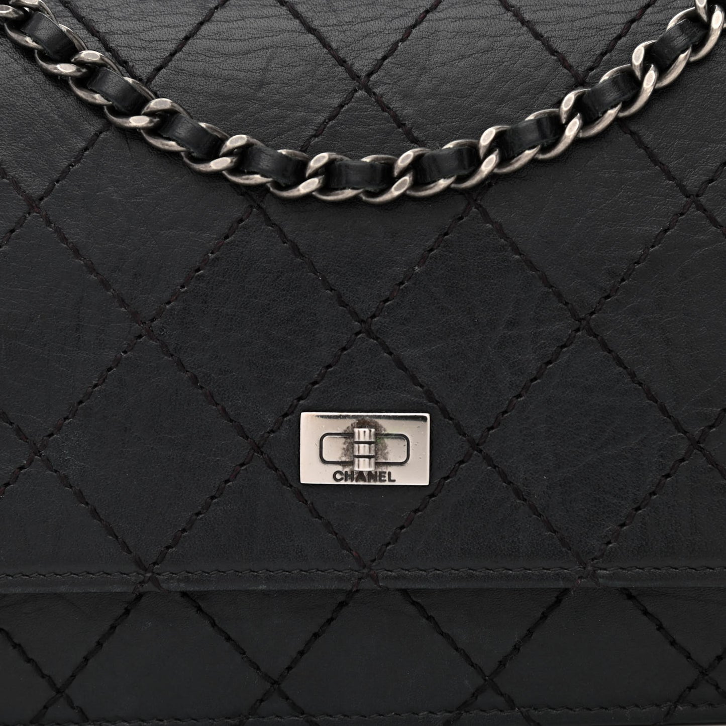 Calfskin Quilted Reissue Wallet On Chain WOC Black