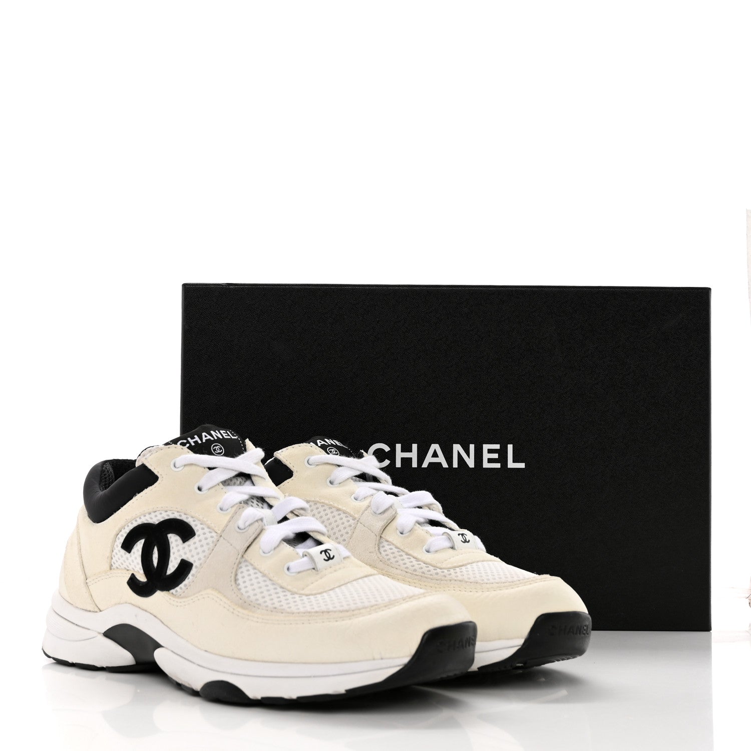 Chanel Mesh Suede Calfskin Grained Calfskin Womens CC Sneakers 39.5 White Black 16 of 16