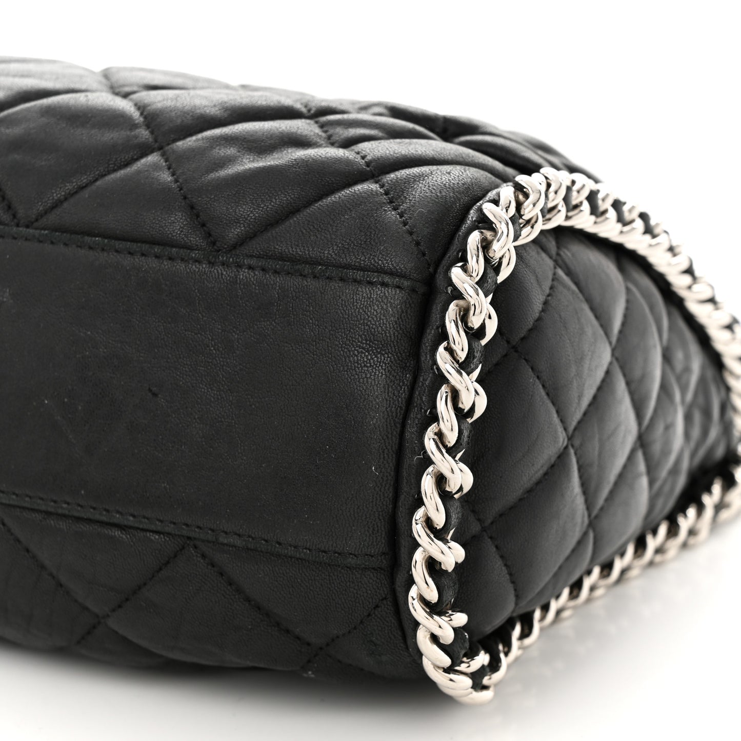 Washed Lambskin Chain Around Hobo Black