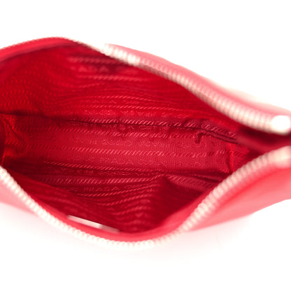 Prada Nylon Re-Edition 2005 Shoulder Bag Rosso 5 of 11