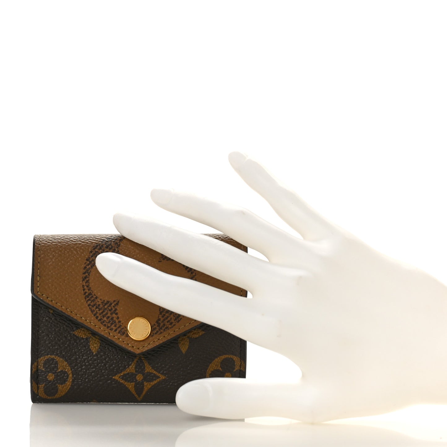 Reverse Monogram Giant Zoe Wallet