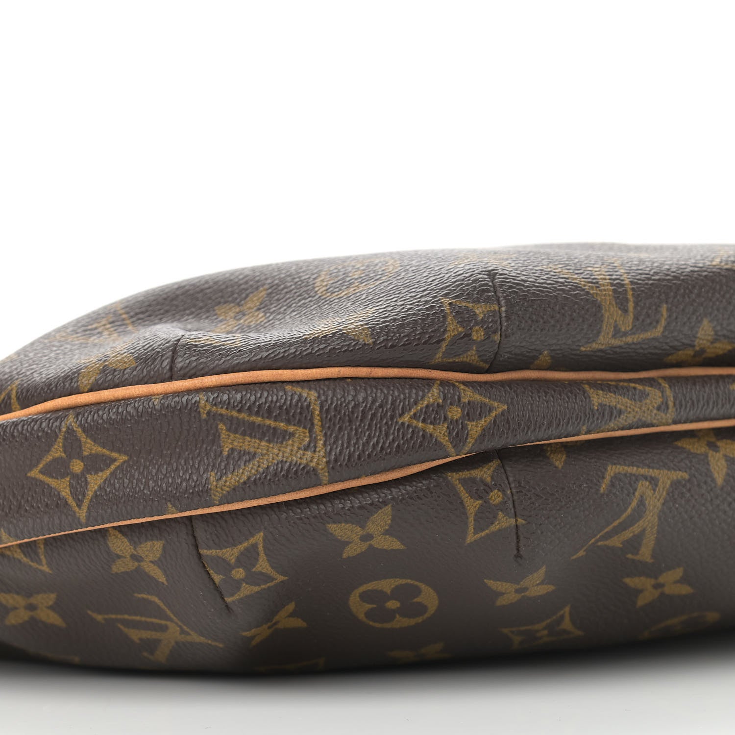 Louis Vuitton Monogram Croissant MM 9 of 11