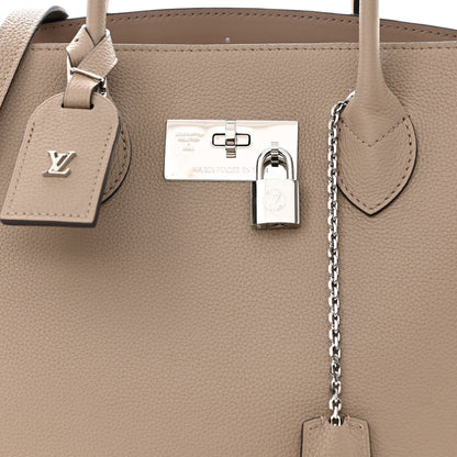 Louis Vuitton Veau Nuage Milla MM Tourterelle 8 of 10