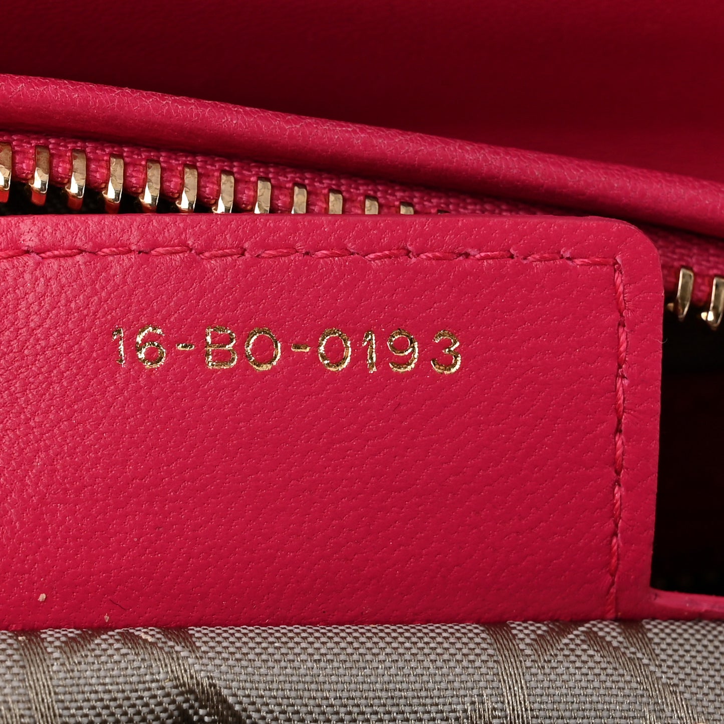 Lambskin Cannage Medium Lady Dior Fuchsia