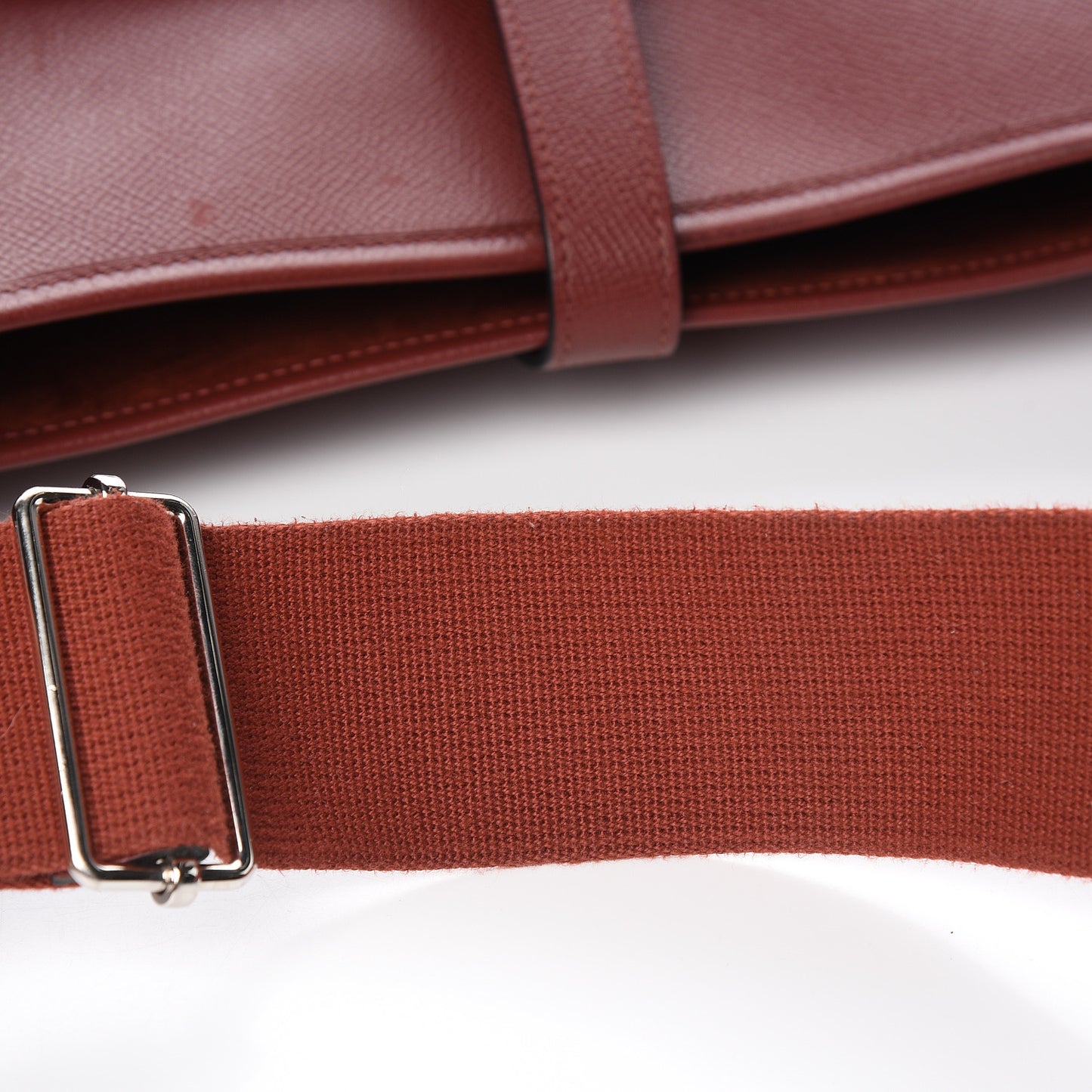 Epsom Evelyne III GM Rouge H