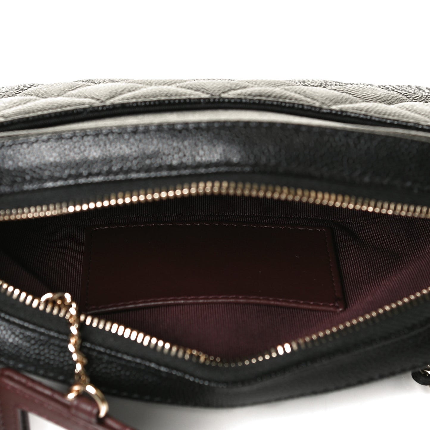 Caviar Quilted Vanity With Chain Black