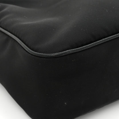 Prada Saffiano Lux Re-Edition 2005 Shoulder Bag Black 22 of 28
