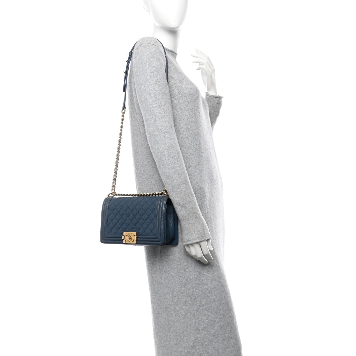 Chanel Caviar Quilted Medium Boy Flap Navy 2 of 11