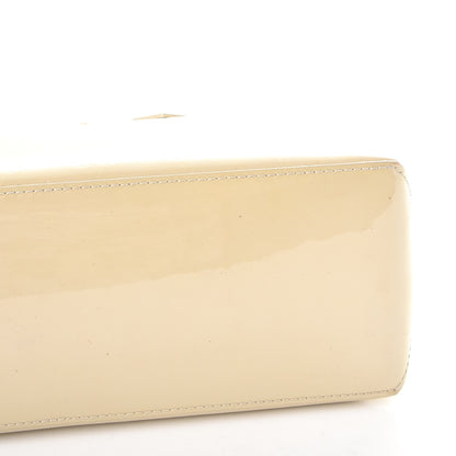 Louis Vuitton Vernis Wilshire PM Blanc Corail 9 of 9
