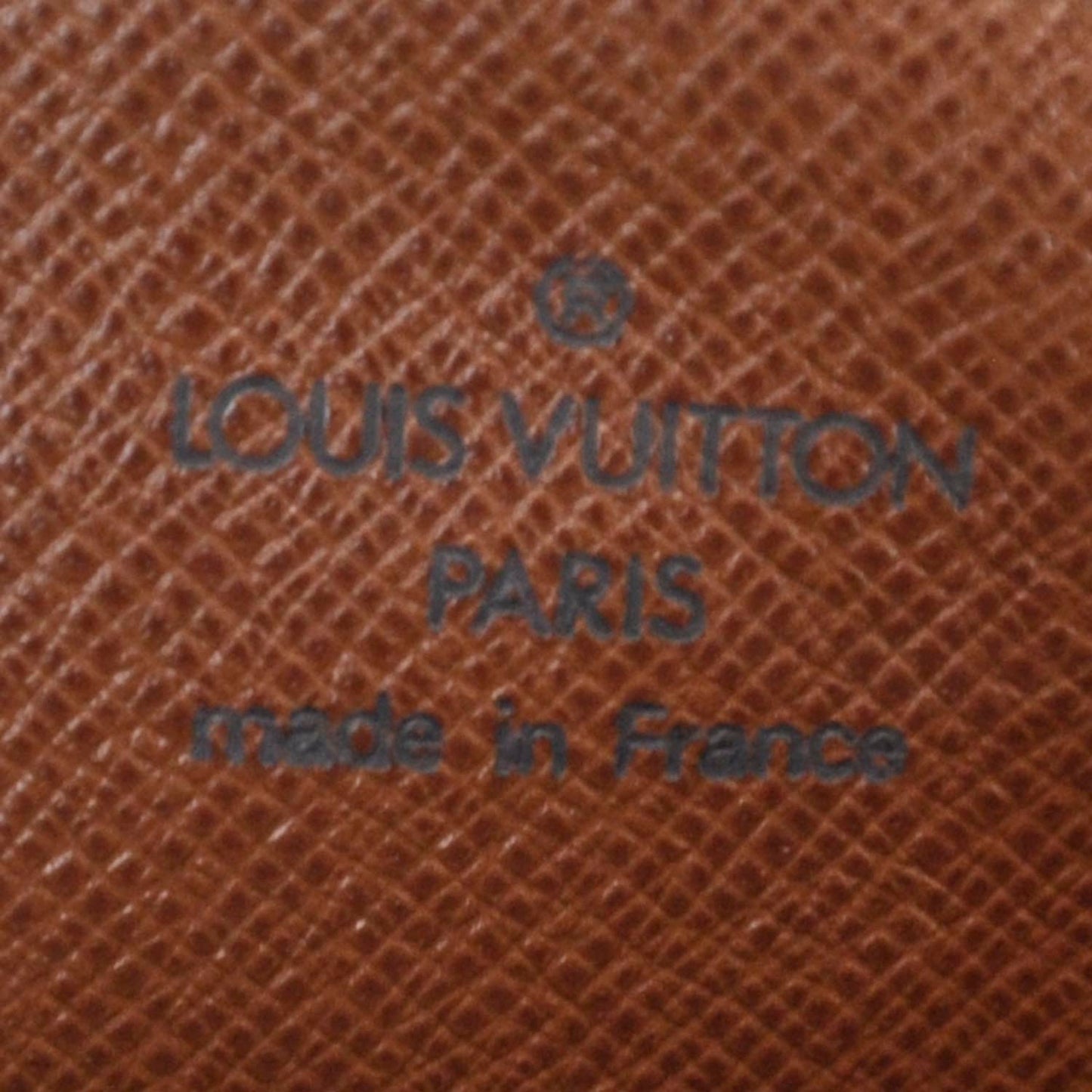 Monogram Amazone
