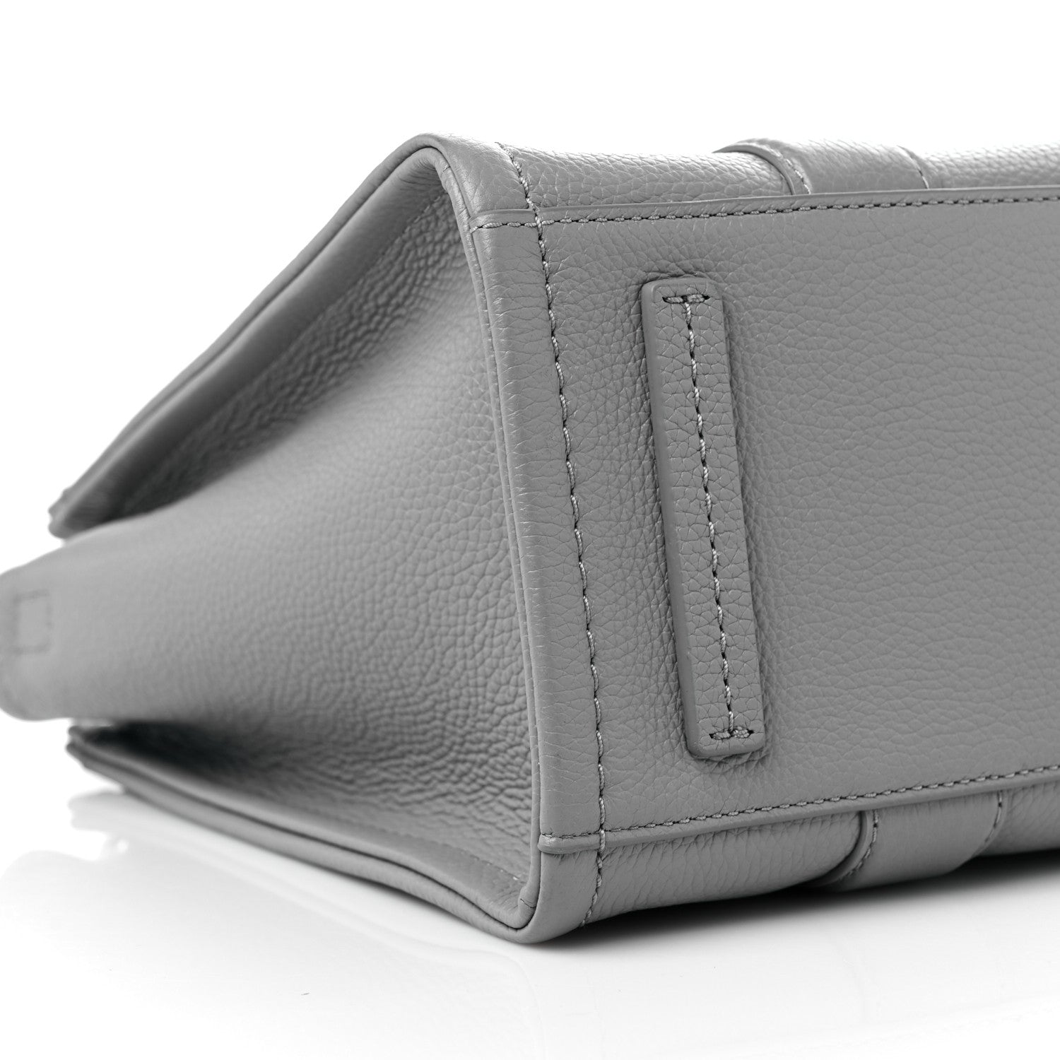 Marc Jacobs Grained Calfskin Medium The Tote Bag Grey 8 of 9